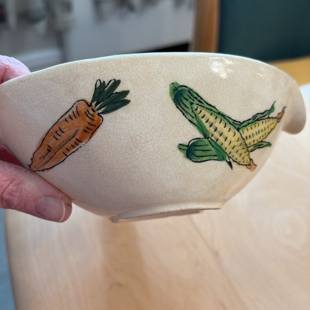 Vintage Mid-Century Gravy Separator with Vegetable Design. Made in Japan. - Picture 4 of 9